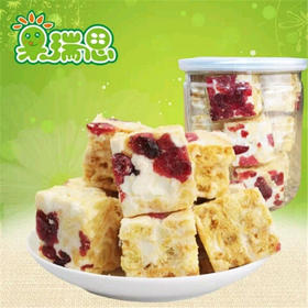果瑞思零食蔓越莓沙琪玛 牛轧糖 香酥小点心 罐装