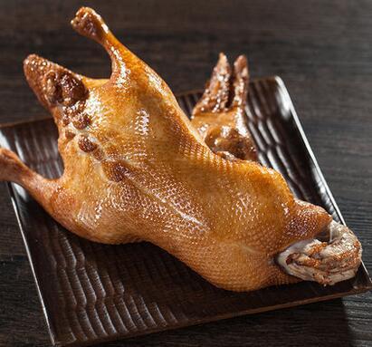 （永久下架）【三珍斋】八宝鸭+牛肚*2+鸡爪*2+鸭腿*2+醉鱼干*2 商品图1