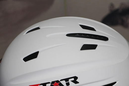 【滑雪用品】Star欧美出口带雪镜滑雪头盔，滑雪护具滑雪用品 商品图2