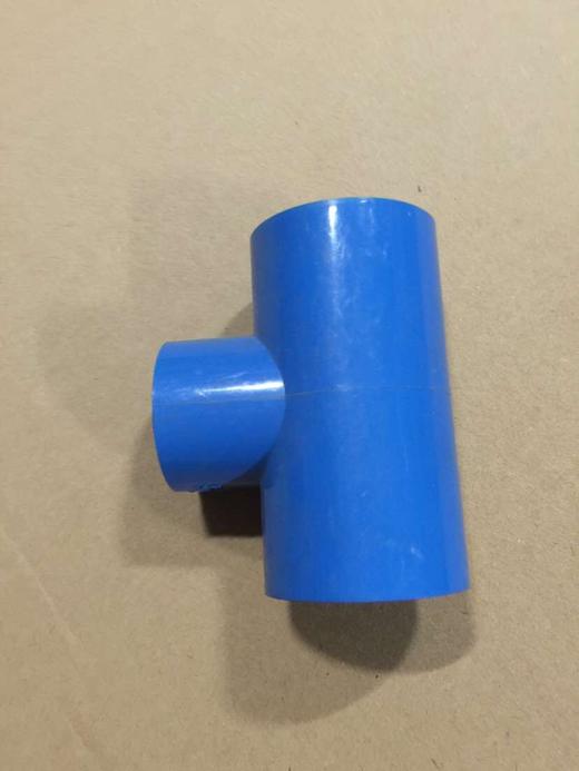 Φ32变25三通 商品代码96033 商品图0