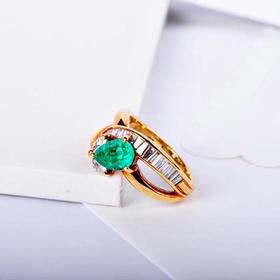 18K黄金镶钻天然祖母绿戒指
