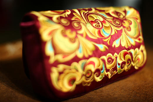 山谷居民品牌时尚苗绣单肩包/手提包 - 福锦 商品图2