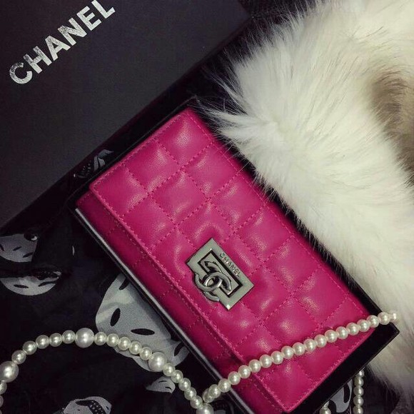 245!Chanel里外羊皮三折钱包,方格车线,极度精