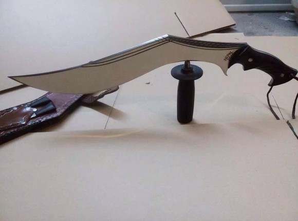 正宗!进口尼泊尔军刀 夜鹰 狗腿弯刀 带证书