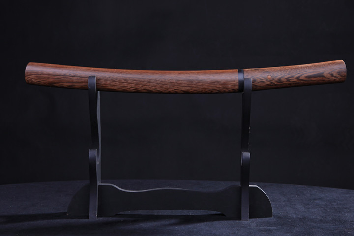 十二寸鸡翅木小武士刀 锋芒毕露未开刃