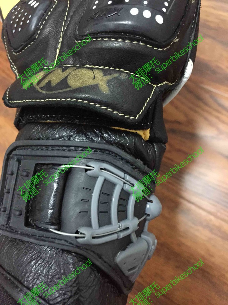 【现货】knox 外骨骼 旋钮松紧 袋鼠皮手套 短款