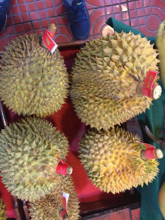 泰国金枕榴莲 一斤